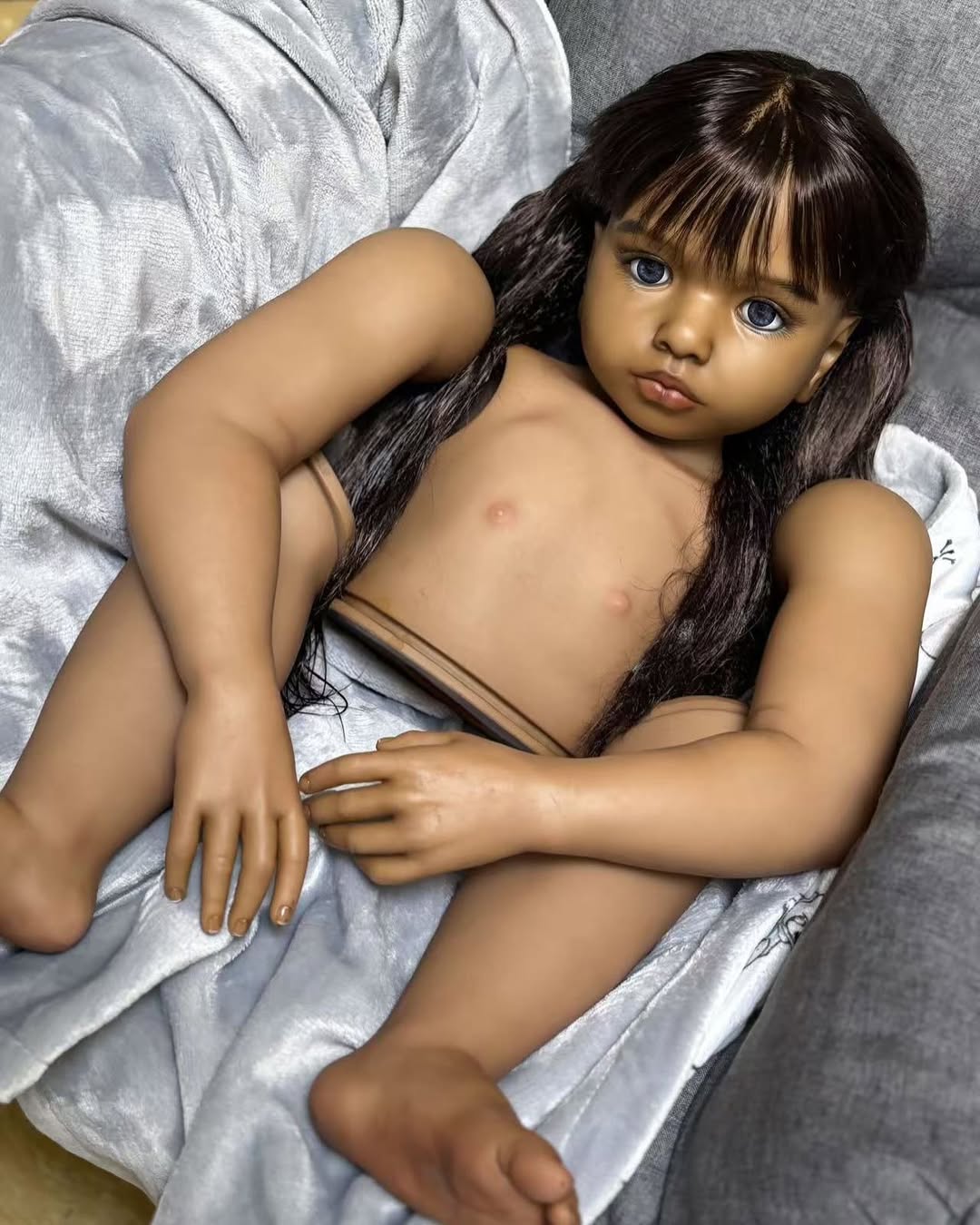 42inch Reborn Baby Aloenka With Hand-Rooted Hair Painted Kits with Connectors With Cloth Body