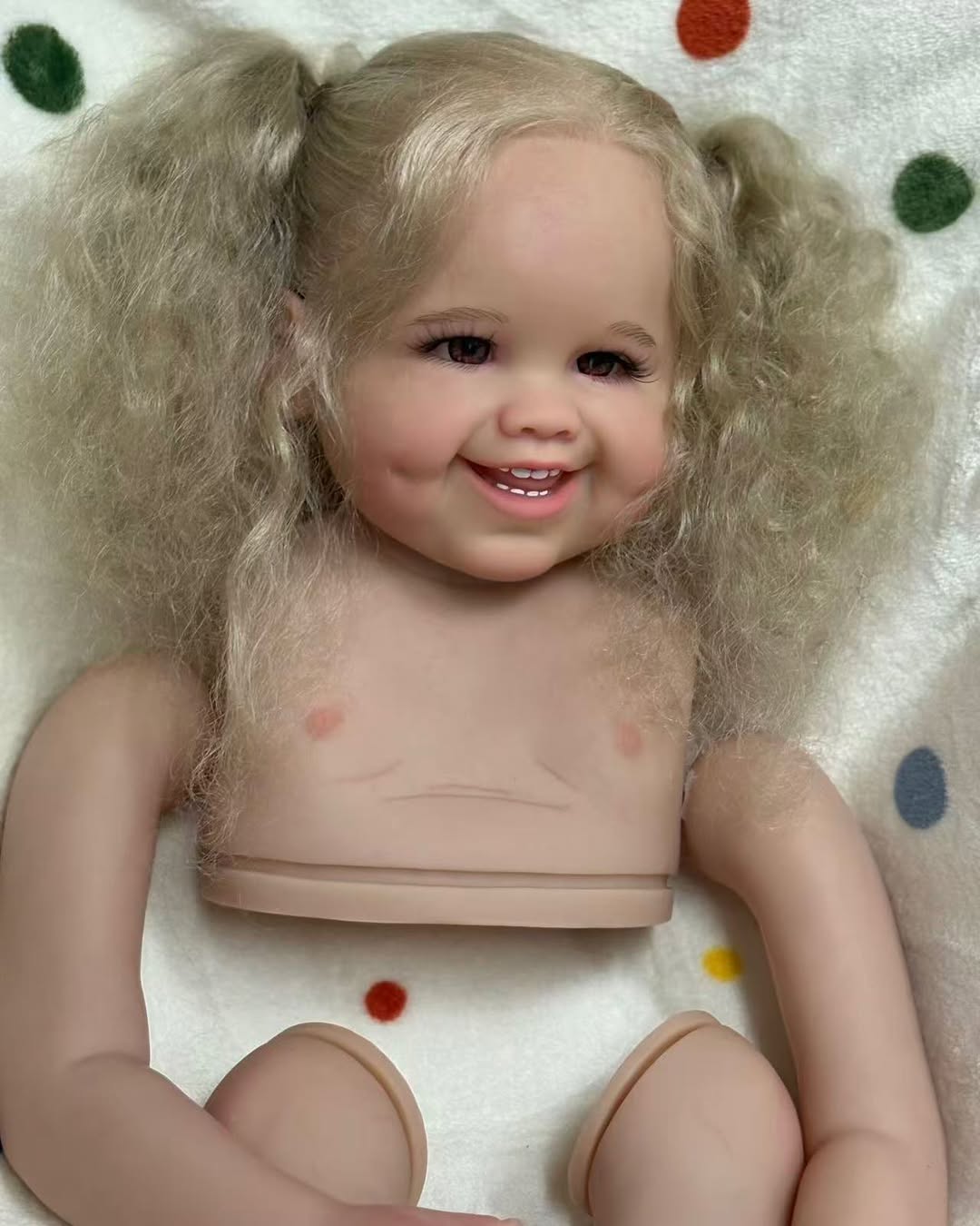 Custom Made 32inch Reborn Baby Dimple 2 Versions Painted Kit with cloth body with Connectors