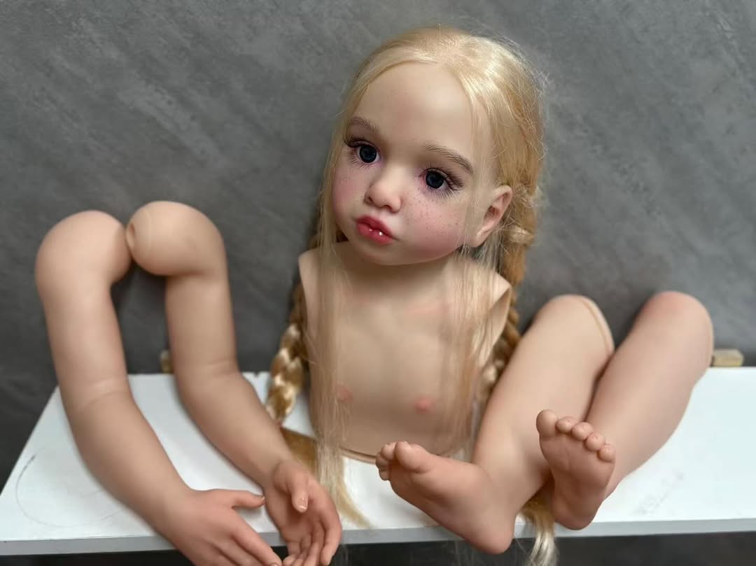 116cm Custom Made Reborn Aloenka With Hand-Rooted Hair Painted Kit with cloth body with connectors