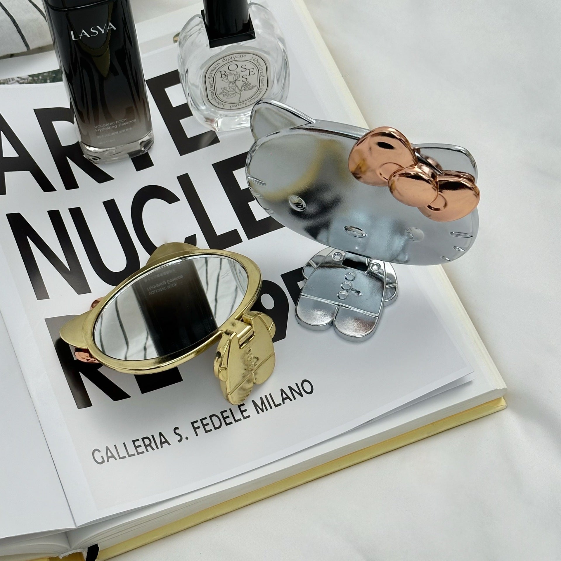 Cute Cat Foldable Hand Mirror - Portable Metallic Makeup Mirror for Travel and Daily Use