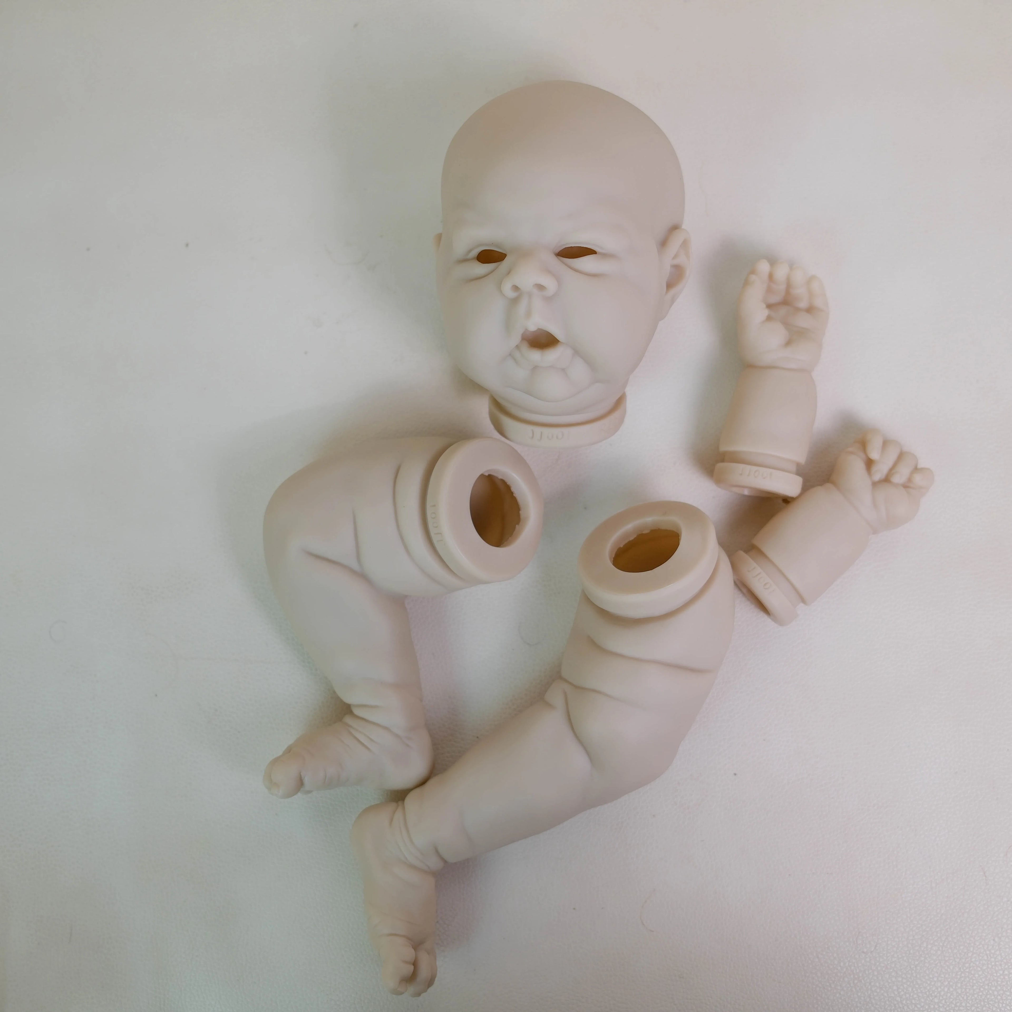 24inch Unfinished Doll New Limited Edition Reborn Doll Kit Gounchi With Cloth Body and Eyes DIY Doll Parts