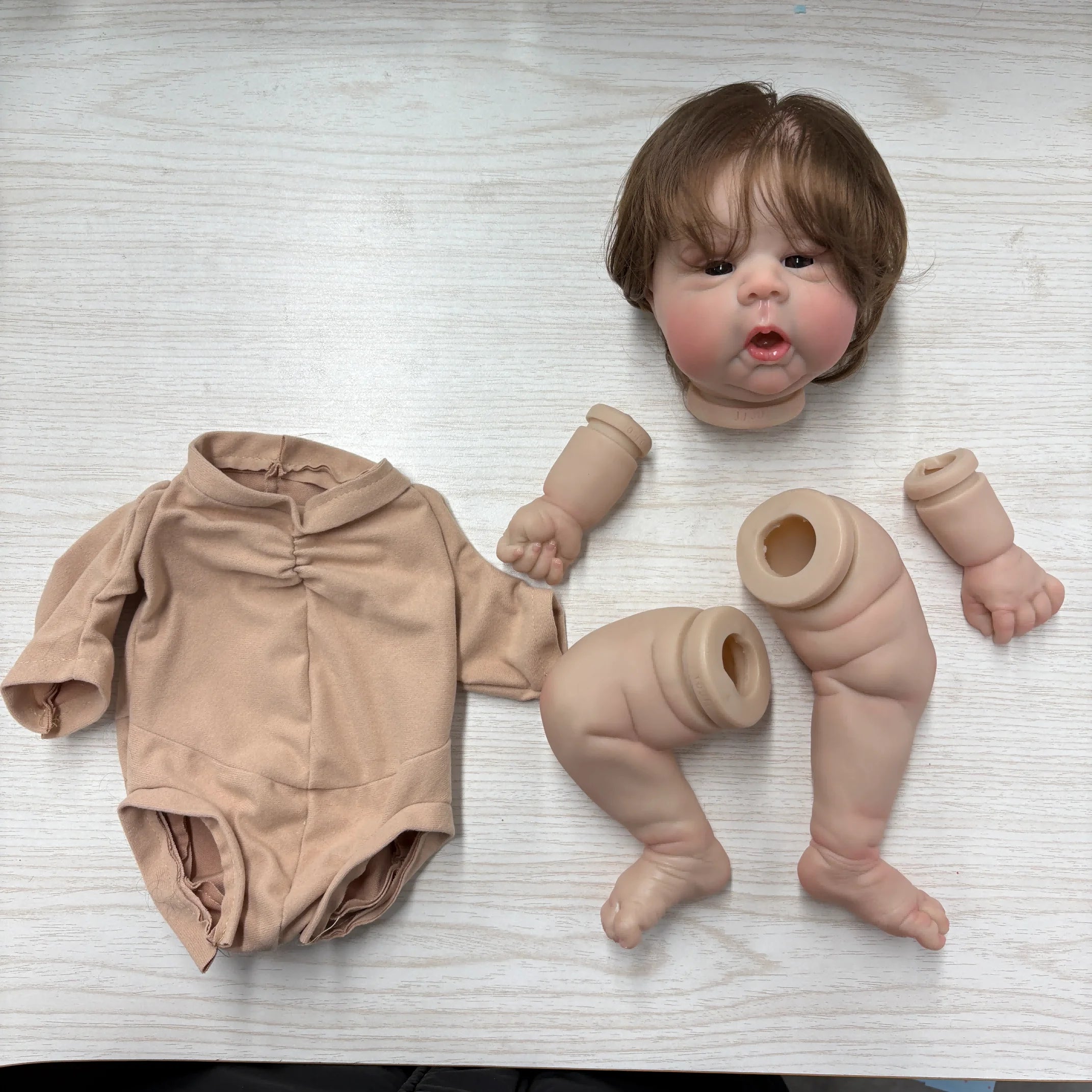 22inch Gounchi Reborn Doll Kits Complete with Hand Rooted Hair And Cloth Body