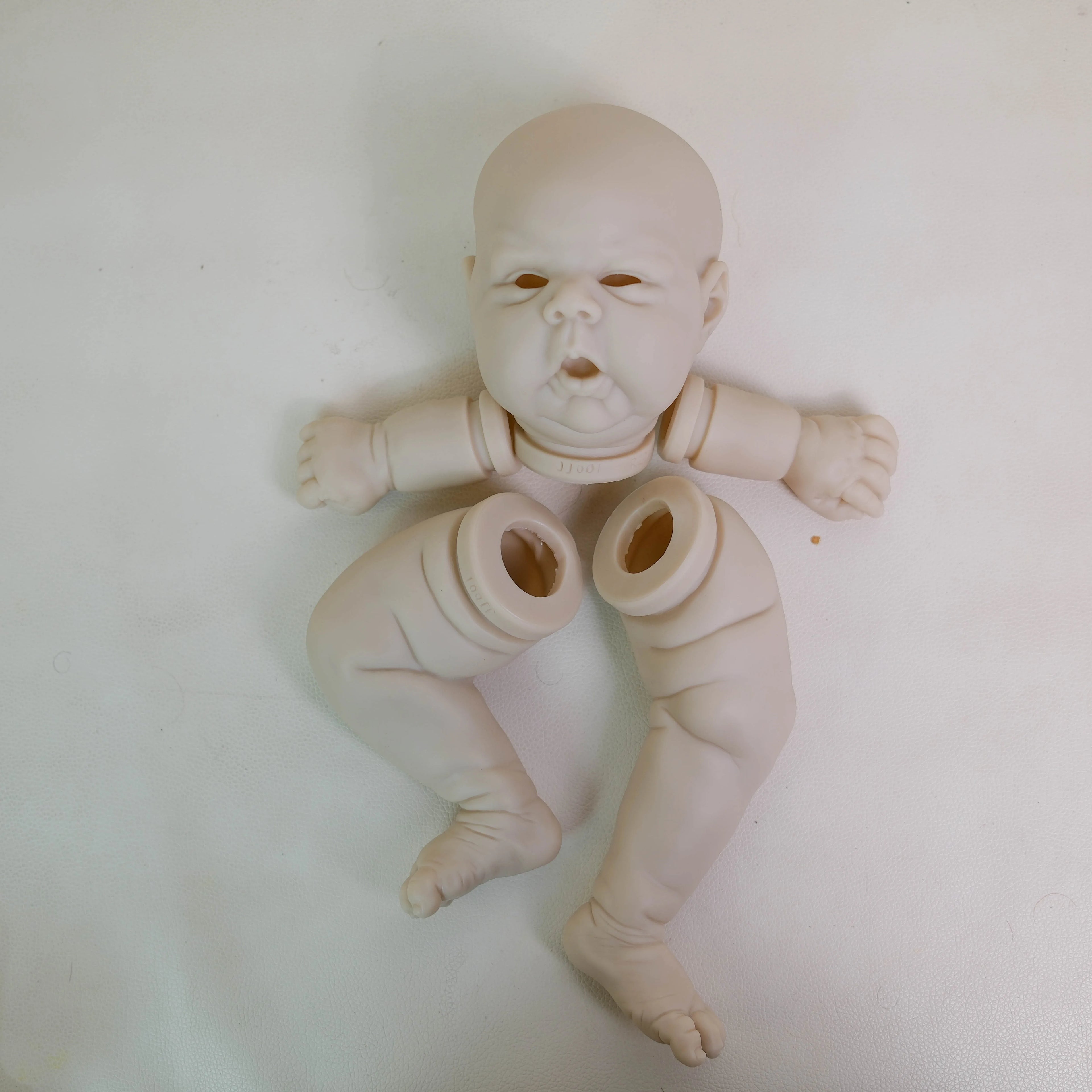 24inch Unfinished Doll New Limited Edition Reborn Doll Kit Gounchi With Cloth Body and Eyes DIY Doll Parts