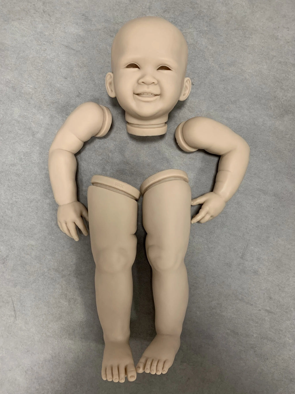 28inch Reborn doll kit Renata Soft vinyl fresh color with eyes and cloth body DIY Doll Part