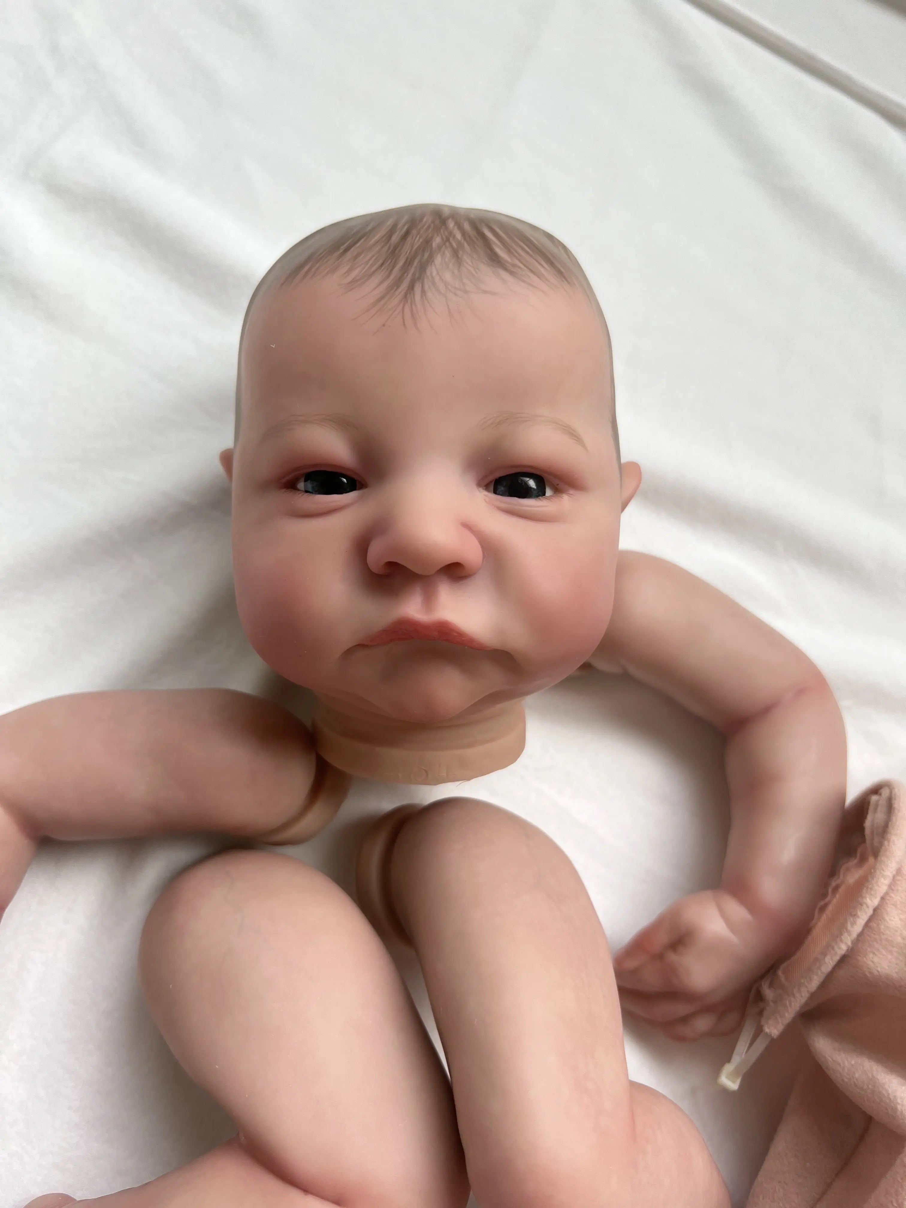 19inch Already Painted Reborn Doll Parts Levi Awake Lifelike Baby 3D Painting with Visible Veins  Cloth Body Included