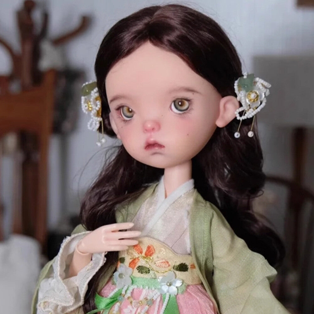 1/6 BJD Doll National Style Costumes Joint Resin Girl Beautifully Handmade Gifts