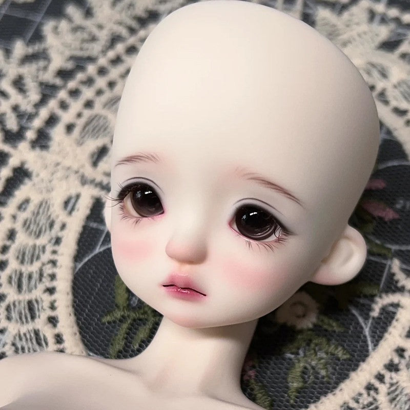 New 1/6 BJD Doll Cute Girl Resin Ball Joint Bare Doll with Eyes Face Makeup Toy