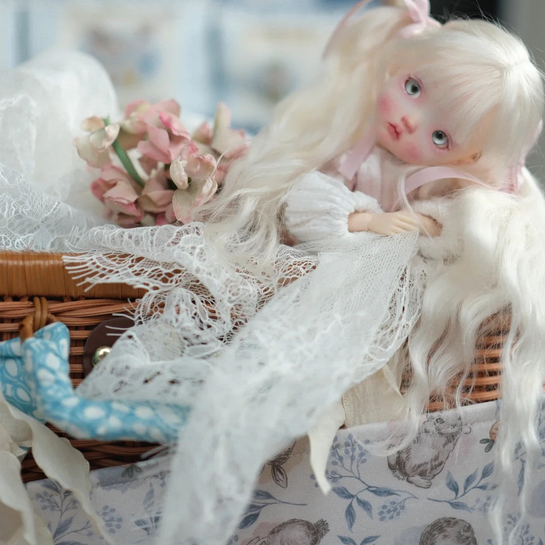 1/6 BJD SD Doll Resin Nude Body Free eyes Face make up Lovely Girl Woman DIY Toy